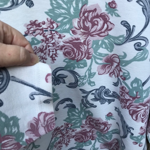 80's Vintage PEBBLE COURT Floral Pullover | L - Picture 6 of 11